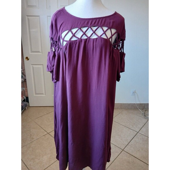 Torrid Dress Purple Challis Lattice Cutout Short Sleeve Trapeze Swing Size 3X - Picture 3 of 16